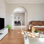 Lara * Hreljići